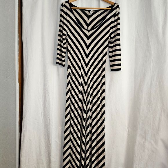 Calvin Klein Maxi Black & White Striped Pull On Dress w 3/4 Sleeves Rayon Sz 8 - Picture 1 of 5